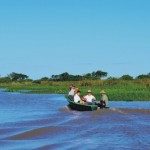 Lancha-en-zona-de-islas