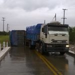 VUELCO EN PUENTE LEYES 2