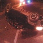 VUELCO CON DOS LESIONADOS GRAVES EN LA RUTA 1