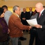 Bonfatti entrega escritura San Javier