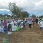 DESACELERA EL RITMO DE CRECIDA Y REFUERZAN DEFENSA EN LA ZONA URBANA  2