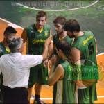 BÁSQUET, HURACÁN GANÓ Y ESTÁ EN CUARTOS DE FINAL