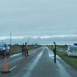 EL AGUA QUE LLEGA DE LOS CAMPOS SUPERA LA RUTA 1 - 1
