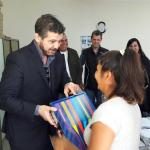el-intendente-y-el-jefe-regional-de-anses-entregaron-135-netbooks