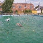 Demostración y natación - Huracán