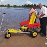  EL GOBIERNO DE ROMANG ADQUIRIÓ UNA SILLA ANFIBIA PARA EL CAMPING BRISOL