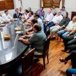 INTENDENTES Y GREMIOS MUNICIPALES ACORDARON LA POLÍTICA SALARIAL