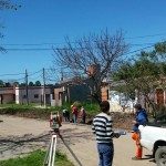 EMPEZÓ LA OBRA DE CORDÓN CUNETA Y SE TERMINAN LAS VEREDAS EN BARRIO JARDÍN