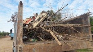 OPERATIVO DE RECOLECCIÓN DE BASURA EN BARRIO SANTA ROSA