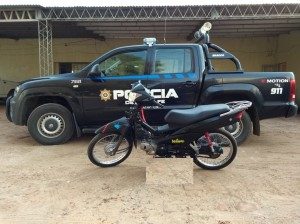 PERSONAL POLICIAL DE PATRULLA URBANA UR VII RECUPERO UNA MOTO ROBADA EN SANTA FE