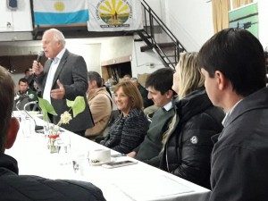 BERTOSI PARTICIPÓ JUNTO AL GOBERNADOR DE LA MESA DE DIALOGO PARA EL DESARROLLO PRODUCTIVO DE LA COSTA