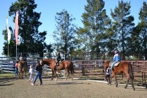 EXITOSA PRIMERA FERIA DEL CAMPO Y LA CIUDAD DE ROMANG 1