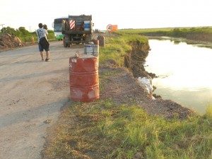 HABILITARON PUENTE EN LA RUTA 1 - 2