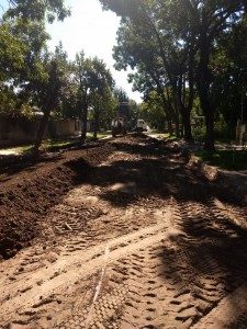 EL ASFALTO SE SIGUE EXTENDIENDO EN LA CIUDAD