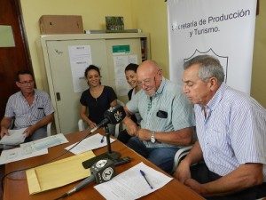 EL MUNICIPIO ADQUIRIÓ MAQUINA PARA HACER HAMBURGUESAS DE PESCADO